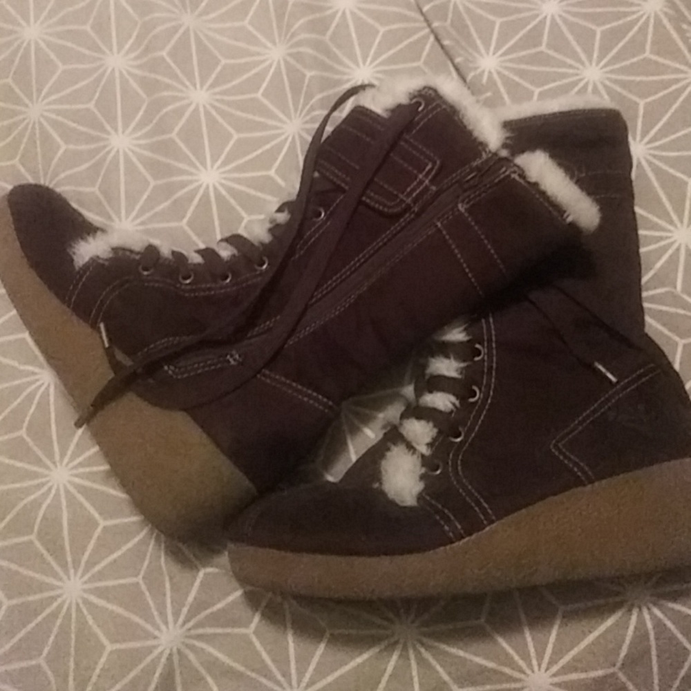 Winter boots
